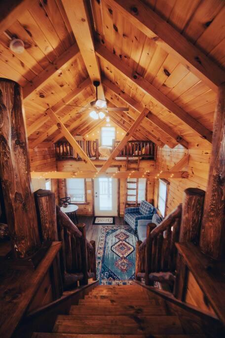 Charming Lakeview Cabin Near Geneva-On-The-Lake! 애슈터뷸라 외부 사진