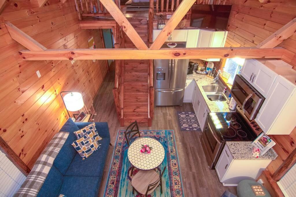 Charming Lakeview Cabin Near Geneva-On-The-Lake! 애슈터뷸라 외부 사진