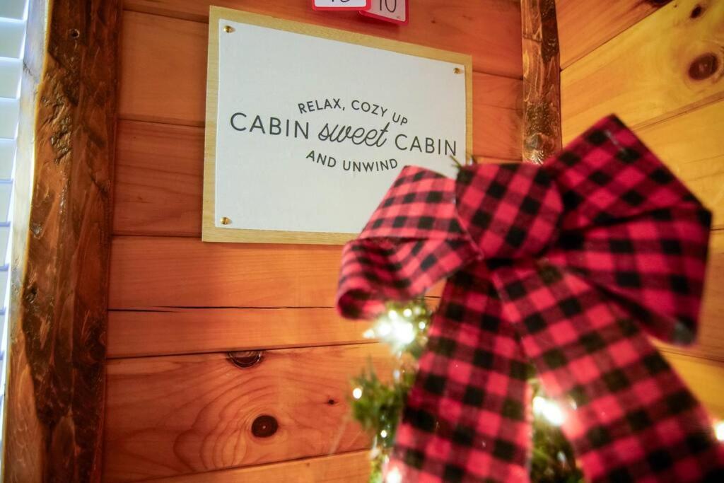 Charming Lakeview Cabin Near Geneva-On-The-Lake! 애슈터뷸라 외부 사진