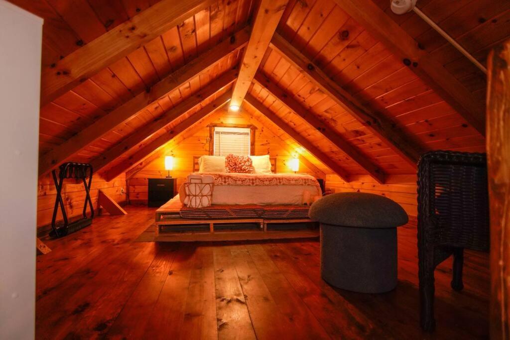 Charming Lakeview Cabin Near Geneva-On-The-Lake! 애슈터뷸라 외부 사진