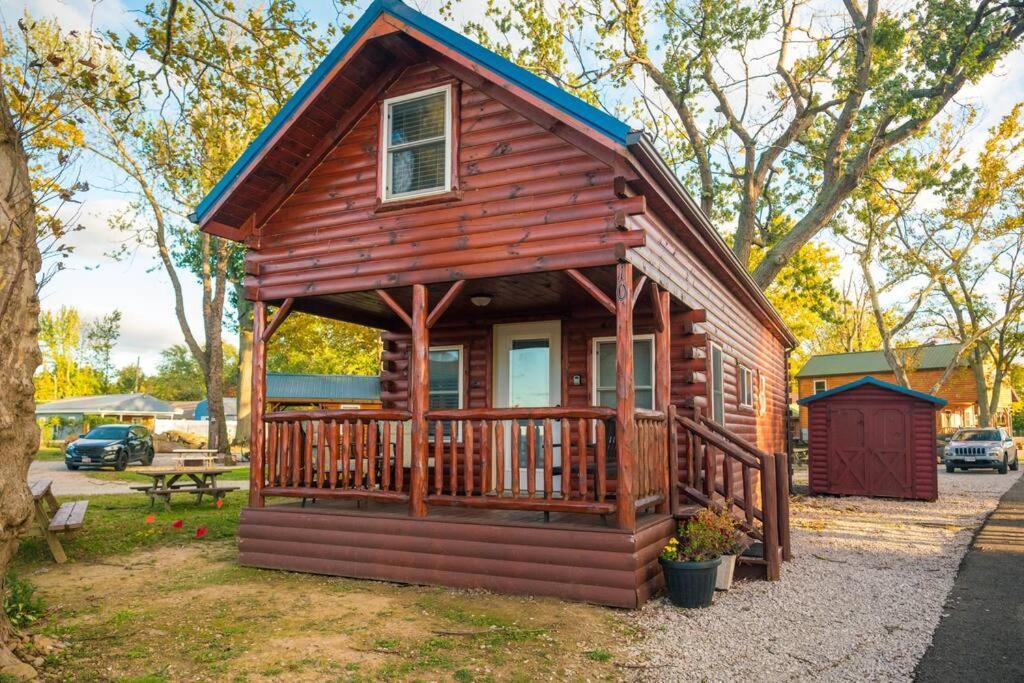 Charming Lakeview Cabin Near Geneva-On-The-Lake! 애슈터뷸라 외부 사진